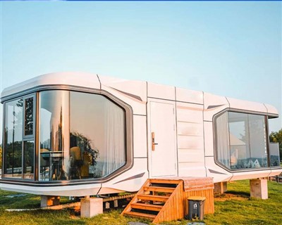 Kapselhaus mit Terrasse